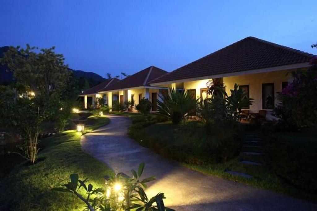 רנונג Baan Chuengkao Resort מראה חיצוני תמונה